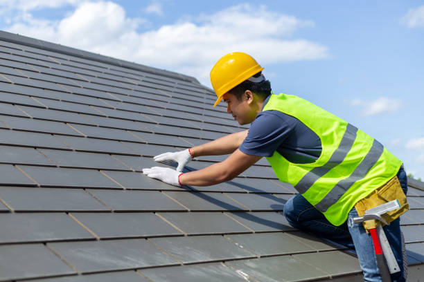 Best Commercial Roofing Services  in Fairbank, IA